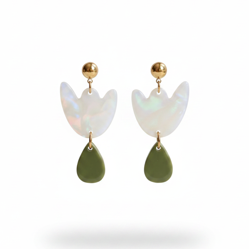Boucles d'oreilles Breda - Blanc irisé & Vert olive