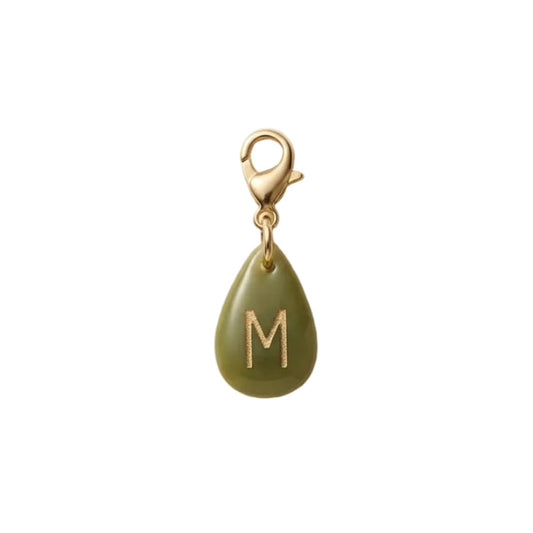 Pendentif initiale - Goutte vert olive - lettre gravée dorée